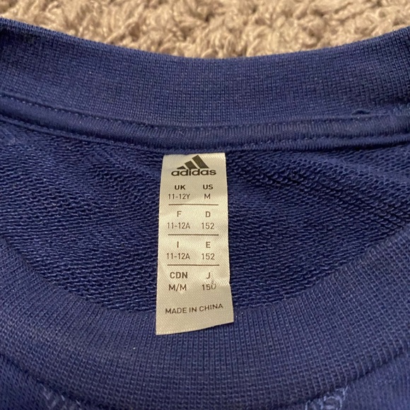 Adidas youth soccer sweatshirt - Picture 3 of 3